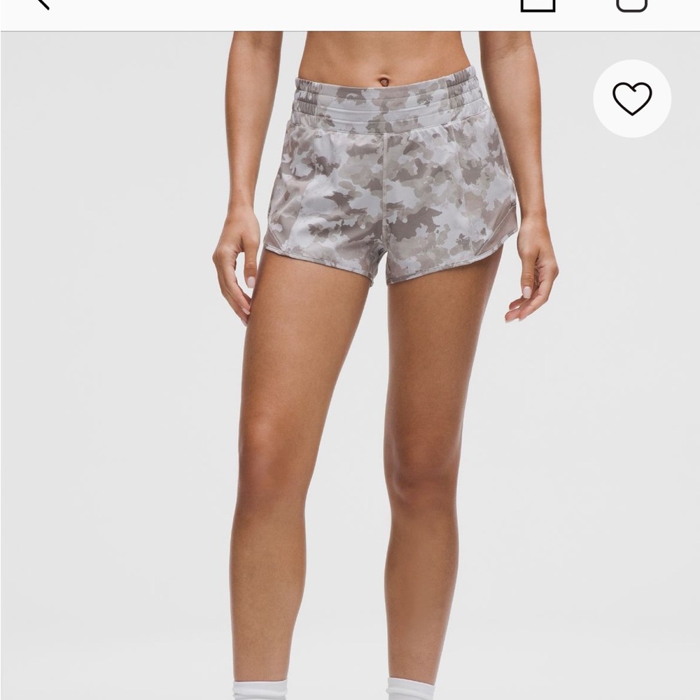 Lululemon Hotty Hot High Rise Lined Shorts 2.5” Size 2